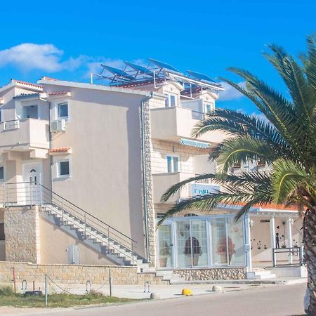 Apartments In Rogoznica 36019 エクステリア 写真