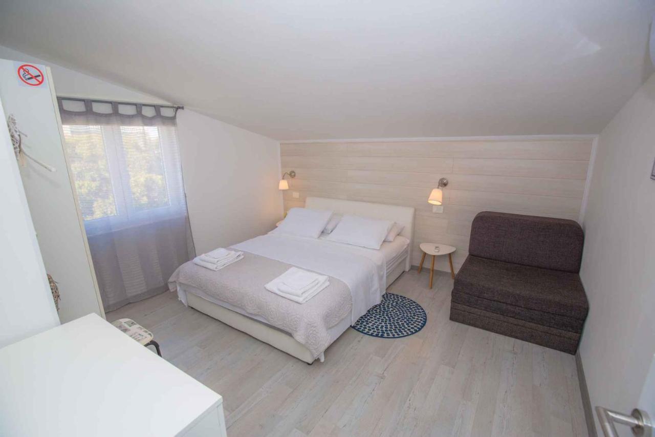 Apartments In Rogoznica 36019 エクステリア 写真