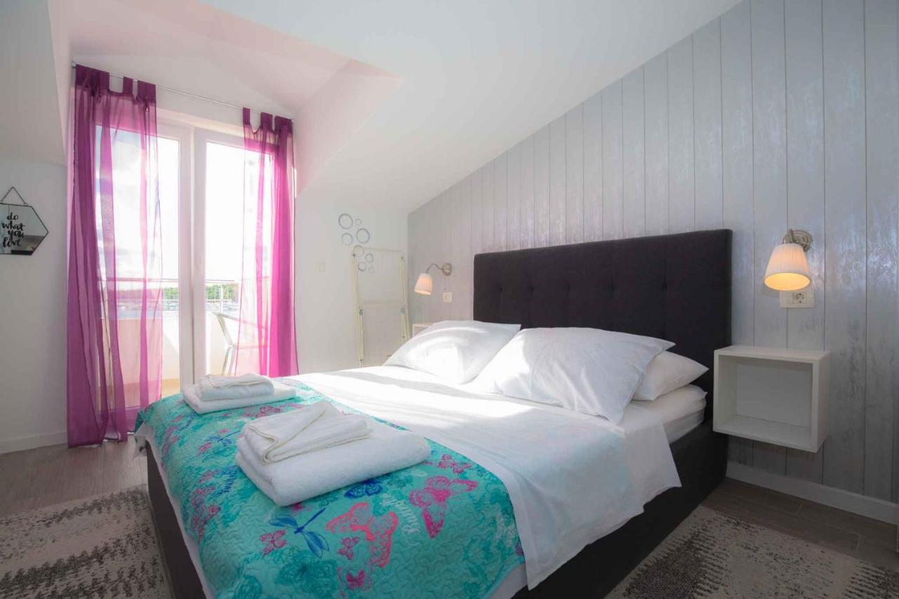 Apartments In Rogoznica 36019 エクステリア 写真